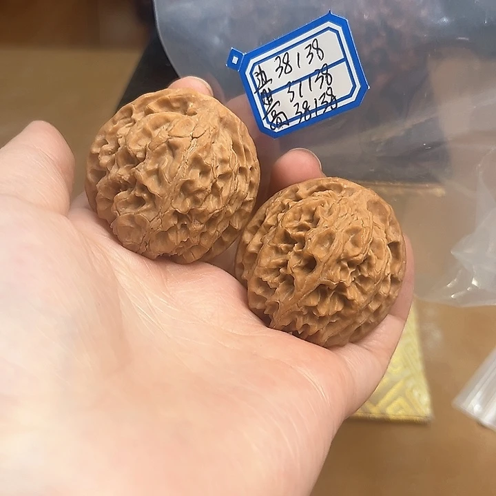 把件文玩核桃苹果园