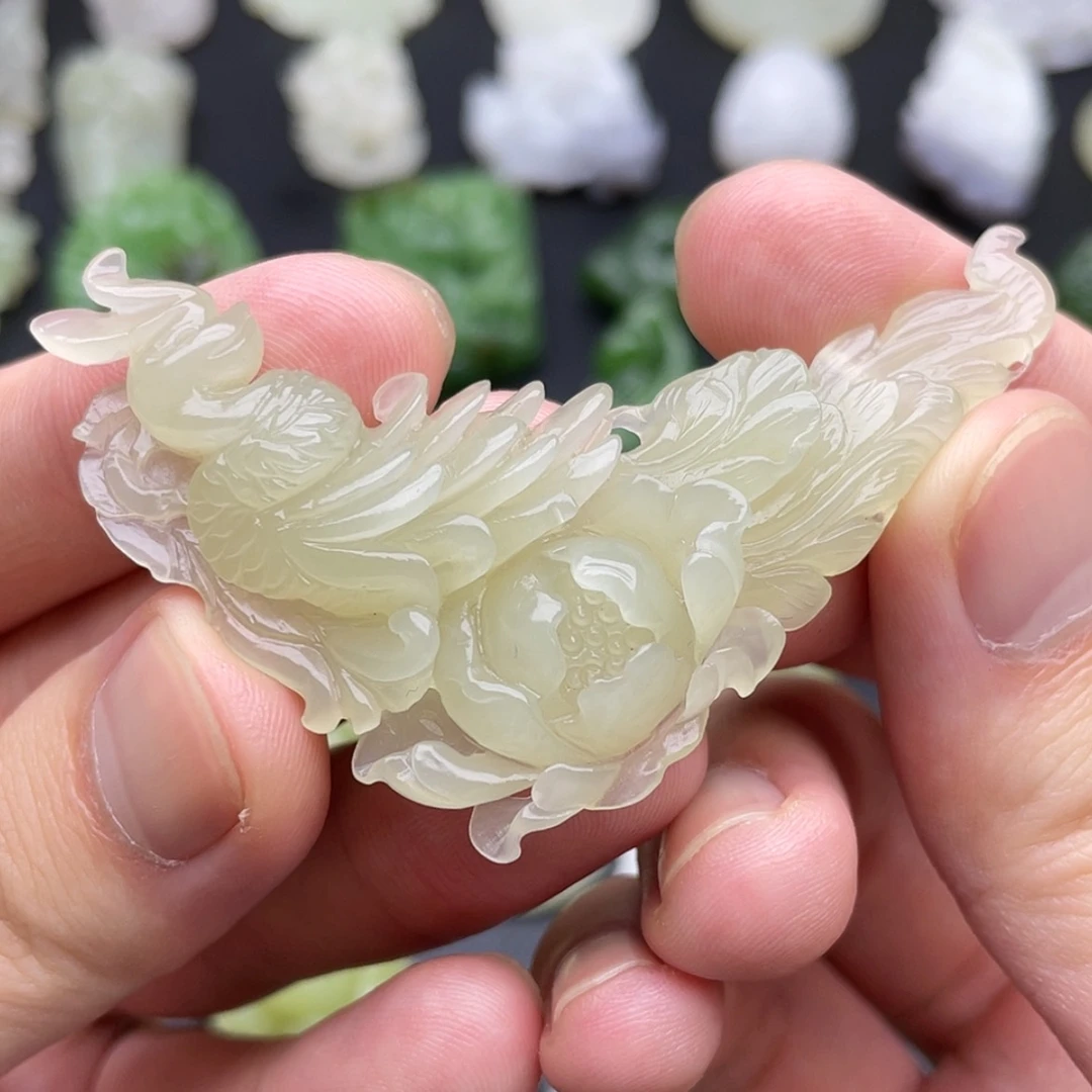 【闪购商品】颈饰未镶嵌和田玉