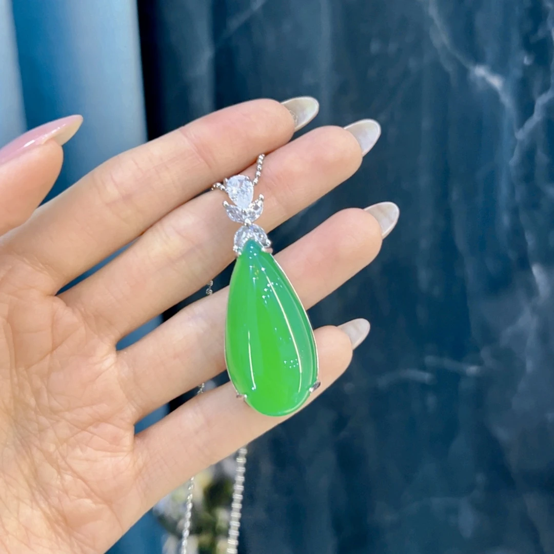 铜合金锆石吊坠 时尚简镶水滴吊坠