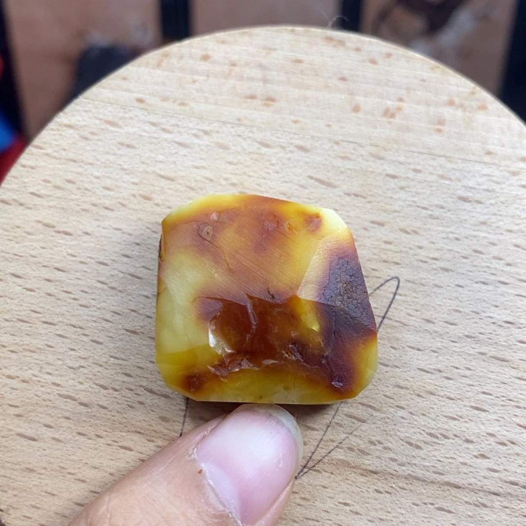 未镶嵌定制蜜蜡莫***忘梨