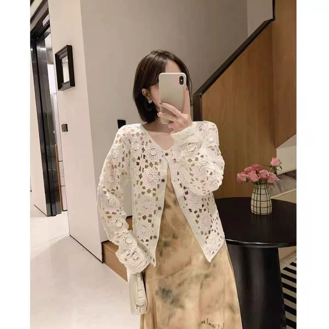 韩版温柔风镂空罩衫钩花圆领针织开衫外搭女简约气质长袖上衣590