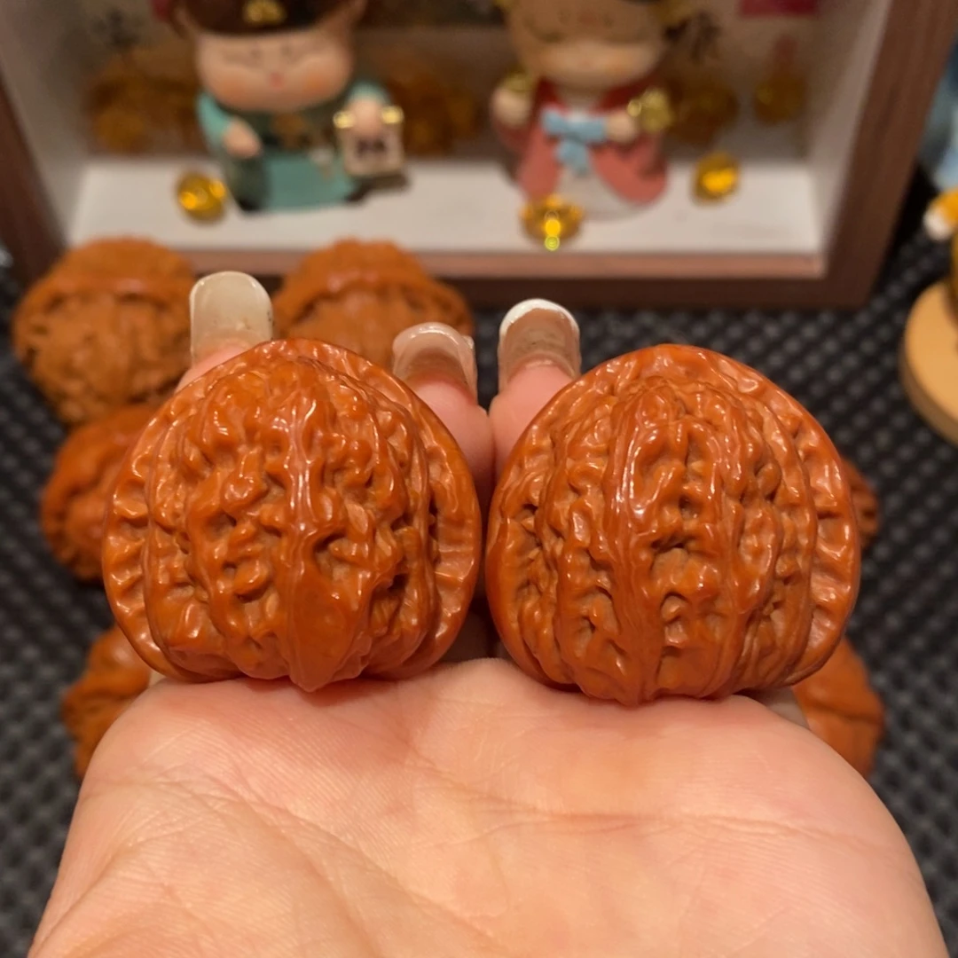 吊坠桃核36白狮子，0779