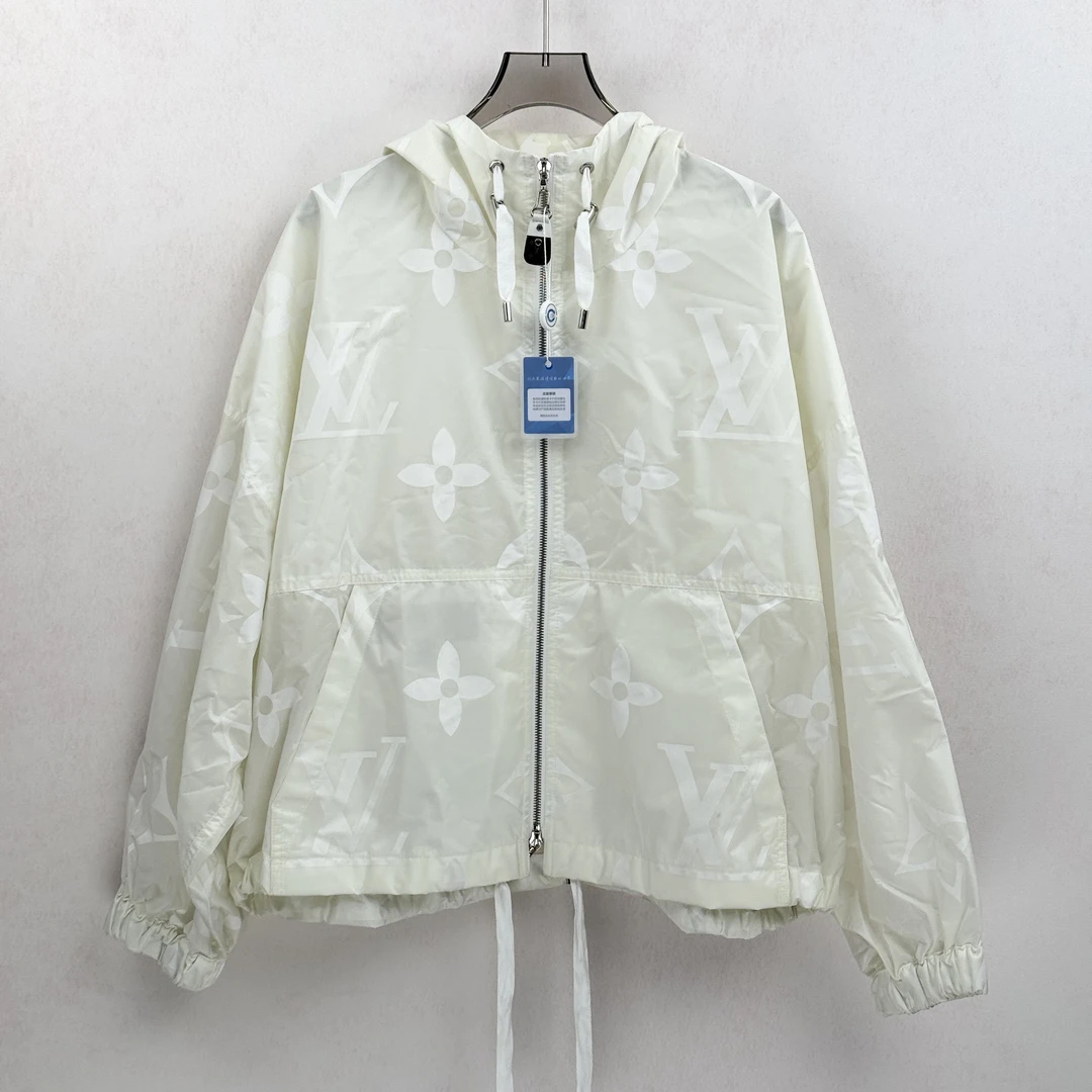 95新 LouisVuitton/路易威登 印花连帽夹克外套夜光/38码