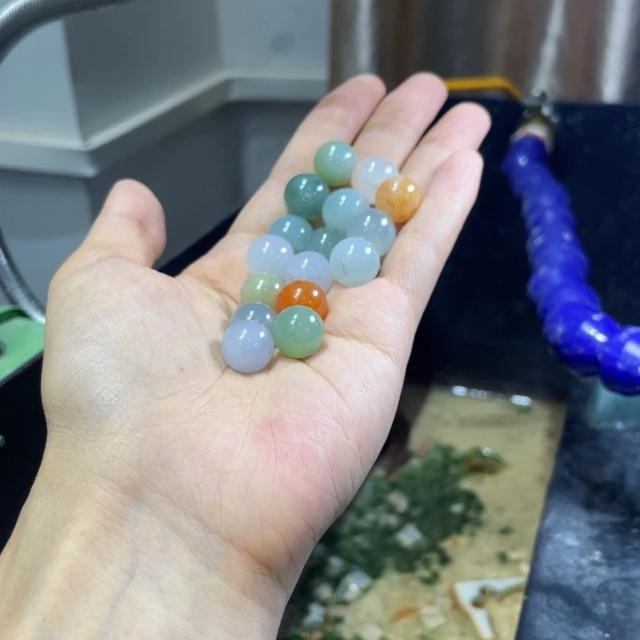 已***置定制翡翠未镶嵌边角料