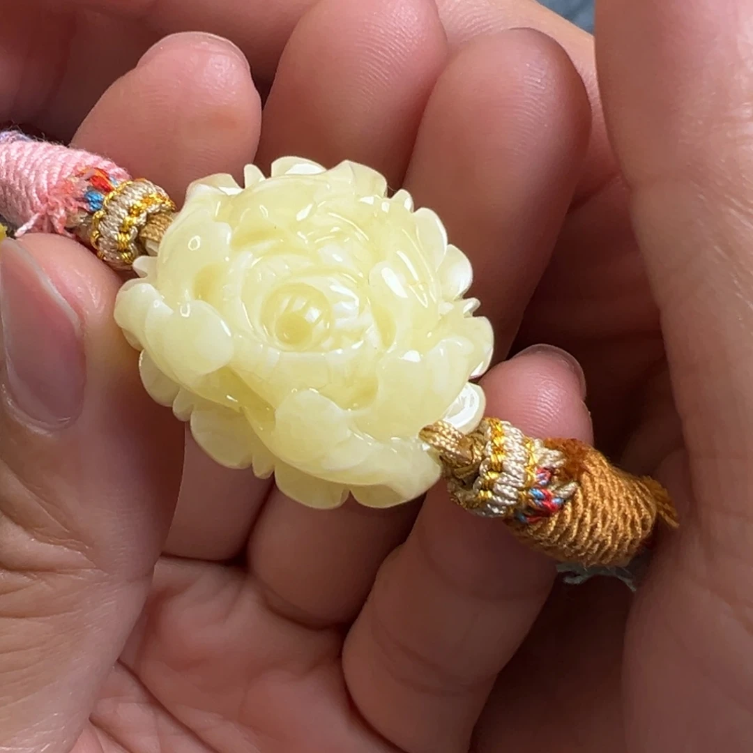 裸石蜜蜡未镶嵌蜜蜡
