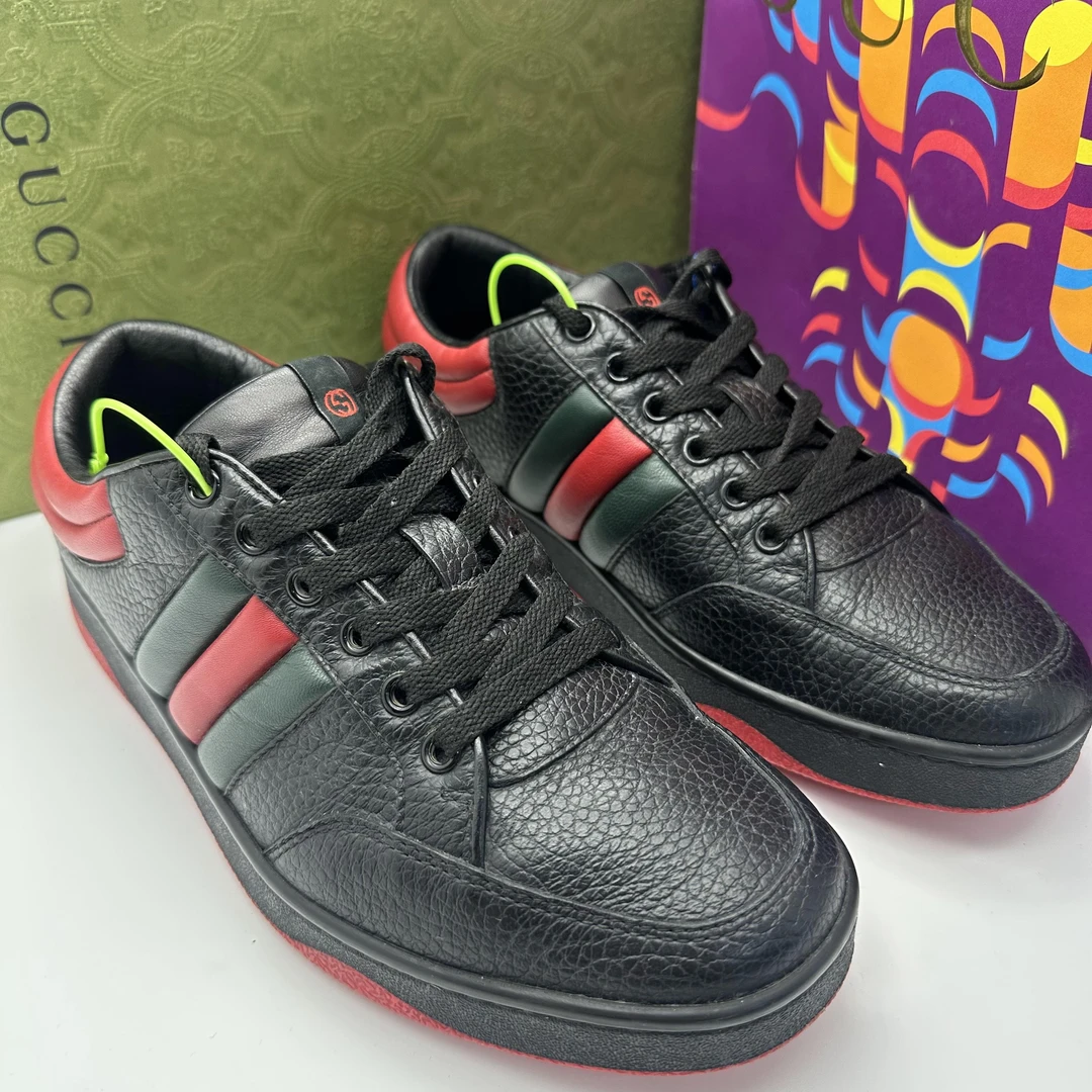 95新 GUCCI/古驰 39欧码/黑色皮质红绿竖带搭配时尚低帮休闲板鞋