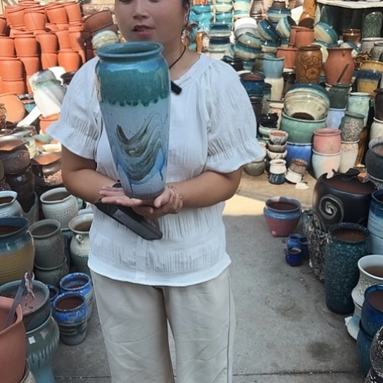 口13高31瑕疵一个盆子。