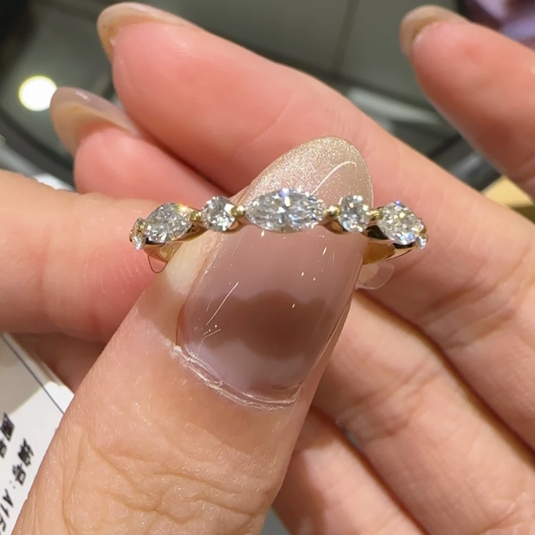 实验室培育钻石18K金镶嵌马眼排戒