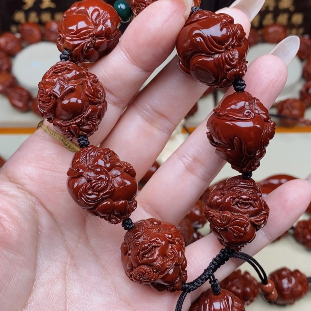 橄榄核吊坠小**哥财神八宝