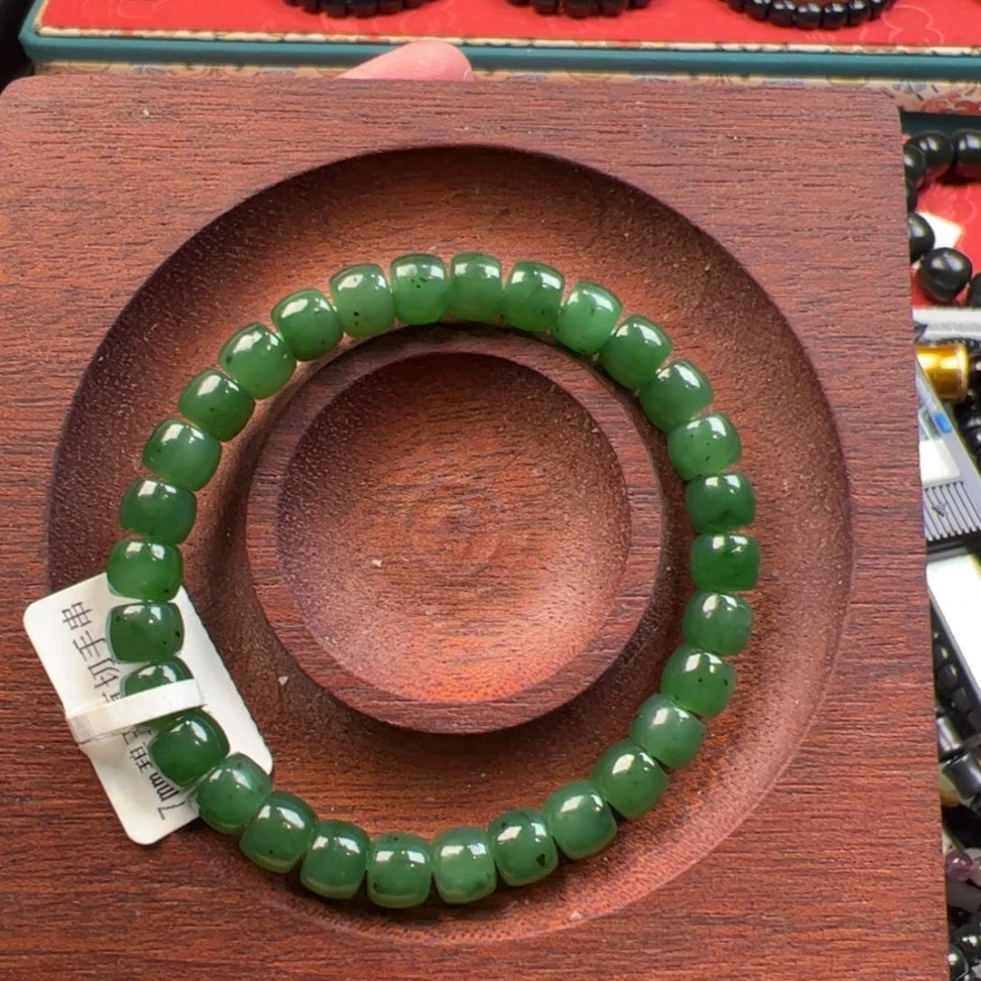 阿***虎和田玉未镶嵌吊坠(不含链)