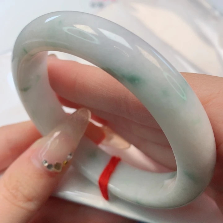 【闪购商品】翡翠手镯未镶嵌57+圈