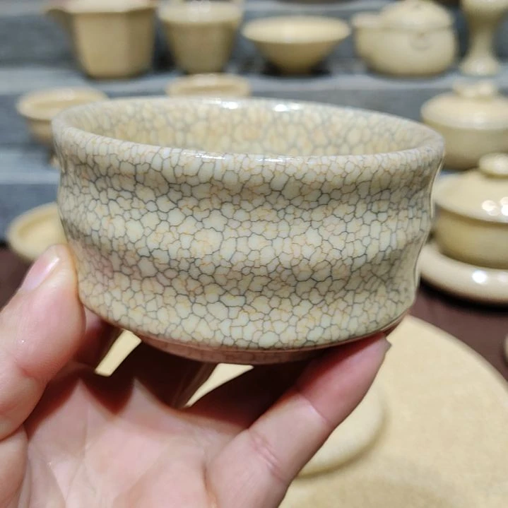 龚东华老师梅花墨纹作品