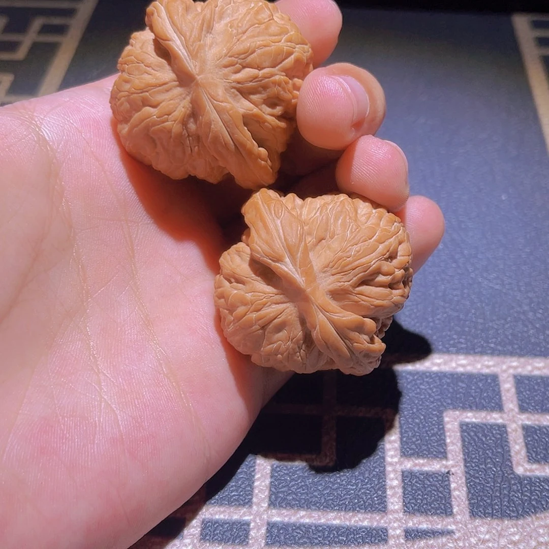 吊坠文玩核桃踏**痕红锦鲤