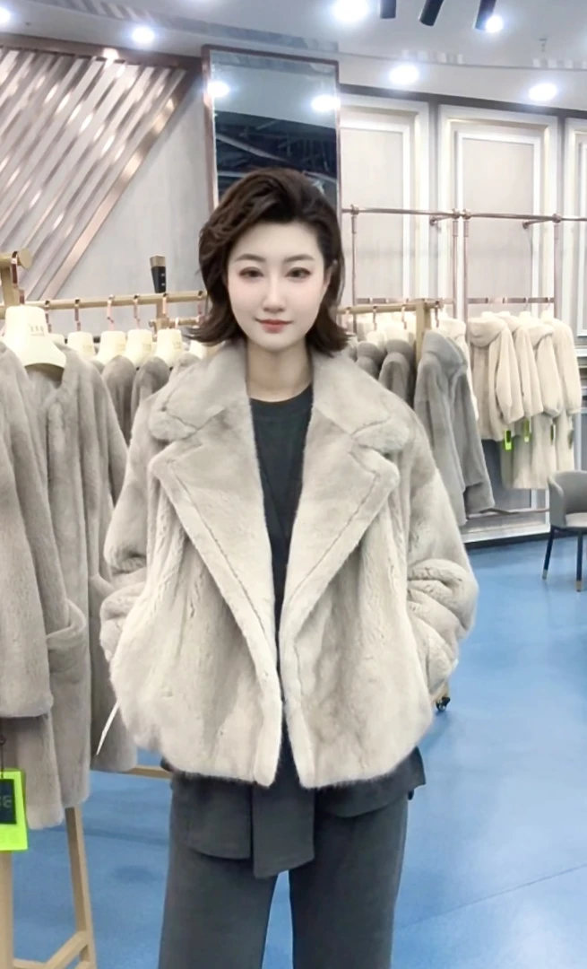 【南法时光】Max 新款小泰迪西服领宽松休闲短款时尚夹克水貂外套