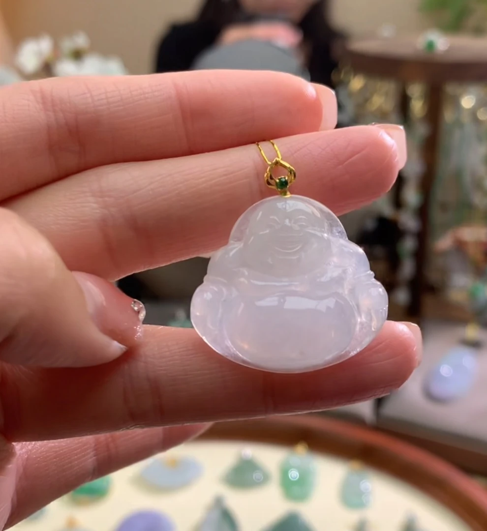 天然A货翡翠吊坠