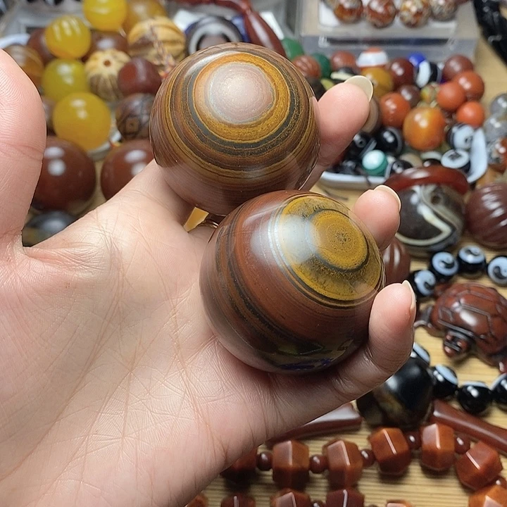 昊***子玛瑙/玉髓合金珠宝半成品