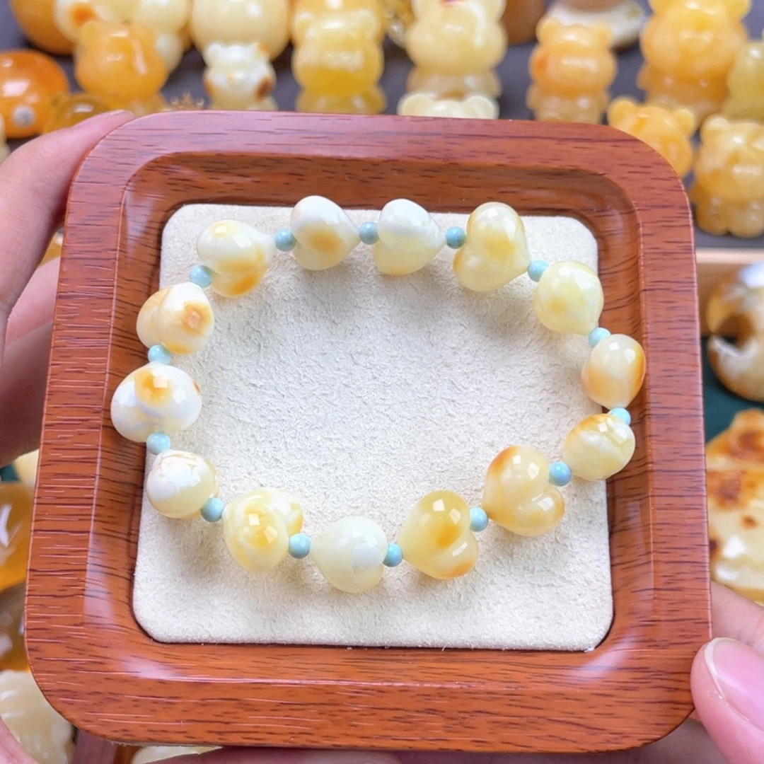 琥珀未镶嵌裸石蜜蜡