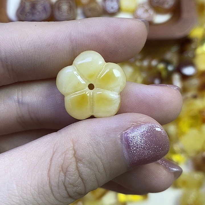 吊坠橄榄核空心花