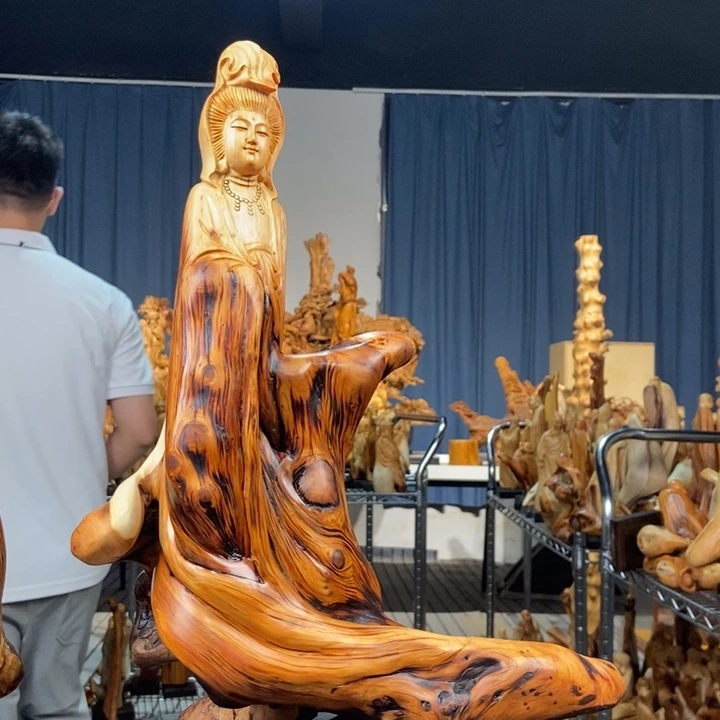 柏木（崖柏）随型摆件