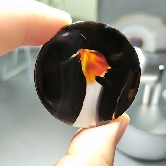 玛瑙/玉髓未镶嵌吊坠挂牌魔女