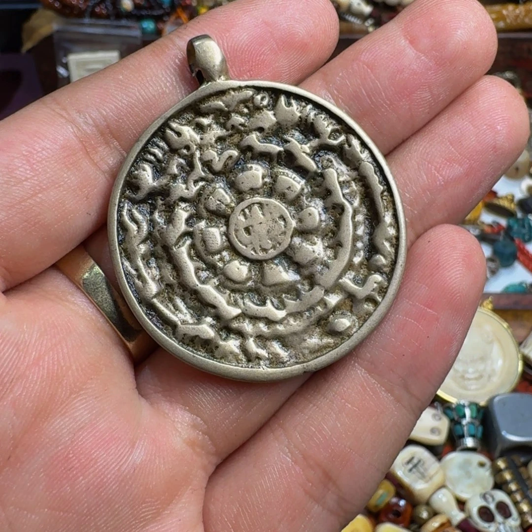 阿***师颈饰玻璃藏传琉璃小元素