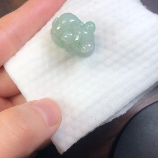 翡翠未镶嵌颈饰缅甸A货，每天下午1点半开播