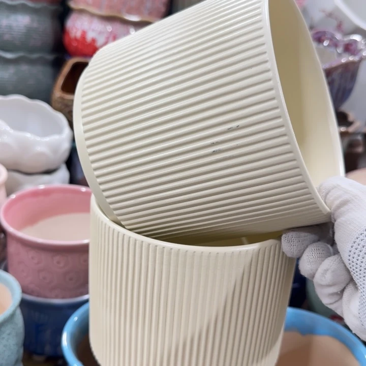 凑9块包邮，有孔，不清楚找客服