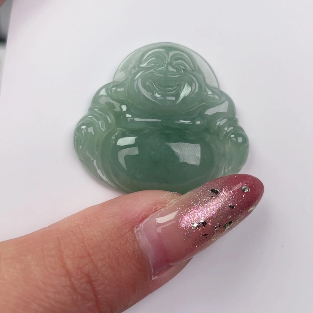 翡翠未镶嵌颈饰佛公