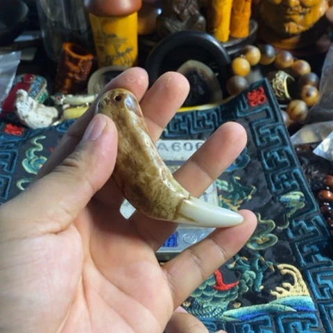 寻呼台的人也太少见啦