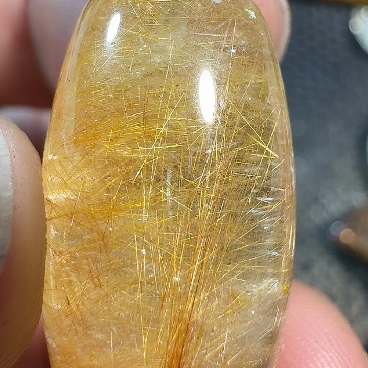 r***5未镶嵌发晶颈饰我