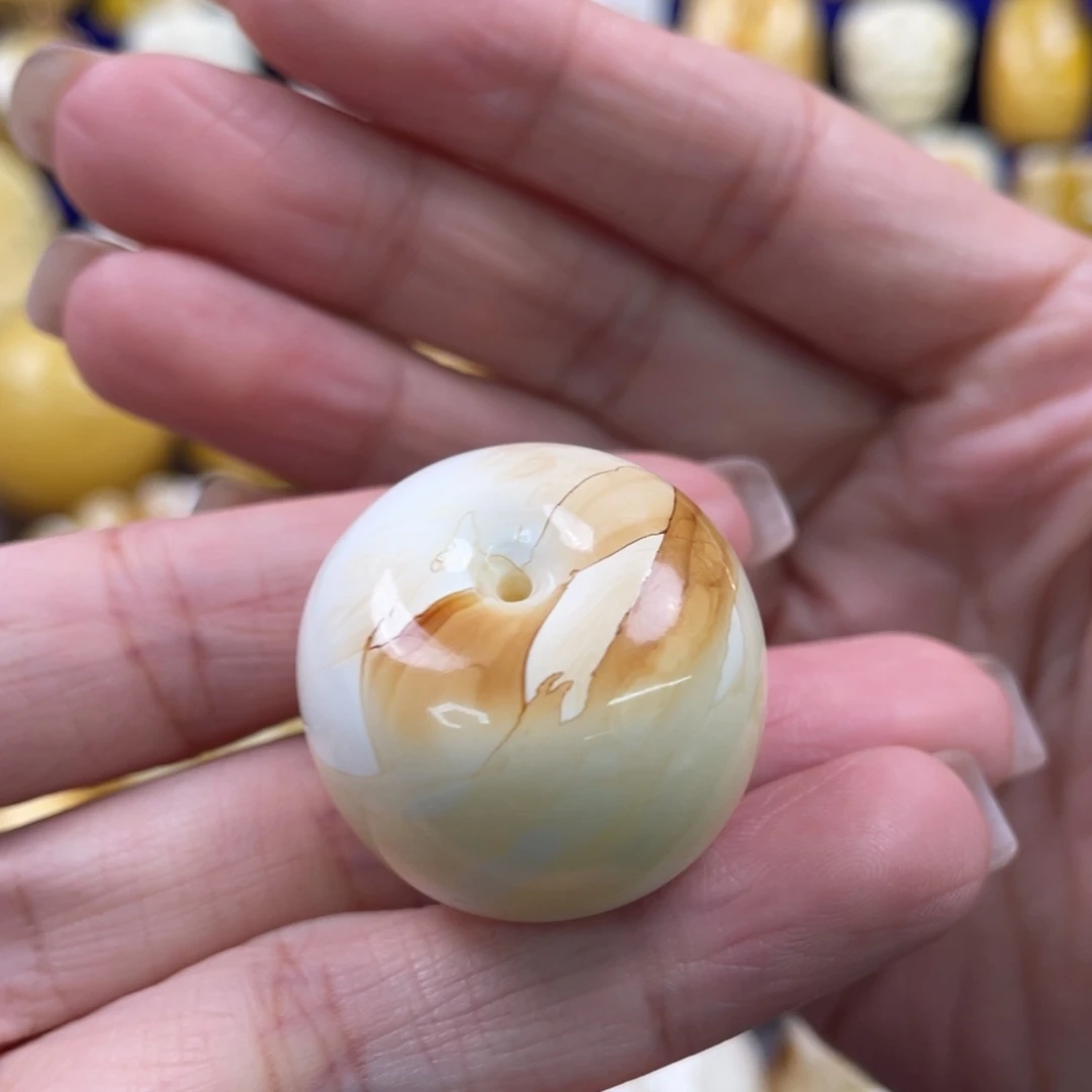 蜜蜡未镶嵌裸石琥珀蜜蜡扣子吊坠