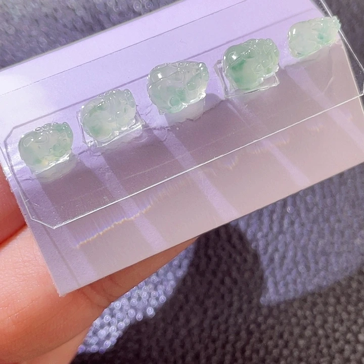 未镶嵌定制翡翠翡翠