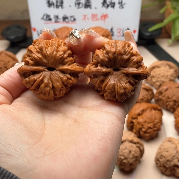 文玩核桃吊坠力*核桃