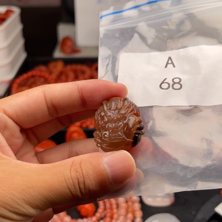 未镶嵌南红玛瑙多样性发货吊坠南红玛瑙