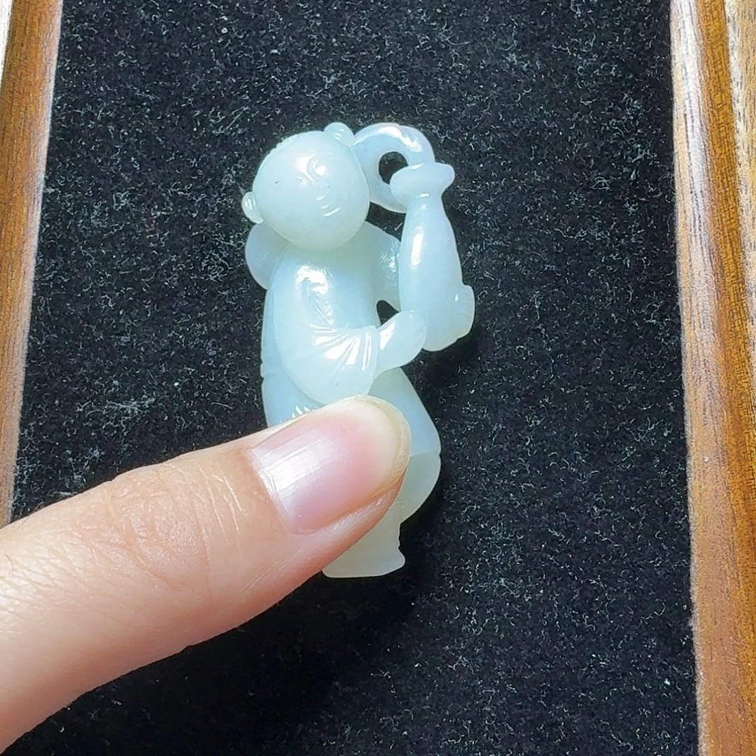 五***人新号开播 挂件一件