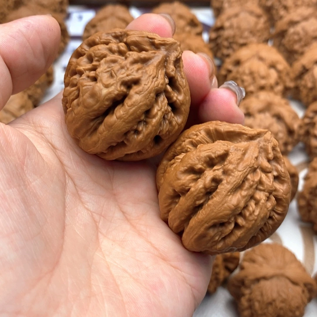 【闪购商品】文玩核桃把件41尺霸王龙