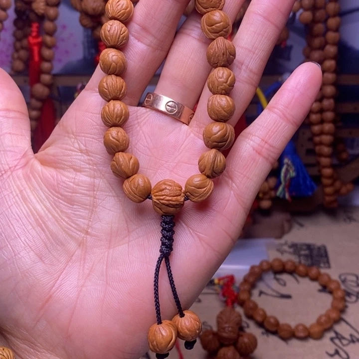 吊坠桃核龙纹桃枭