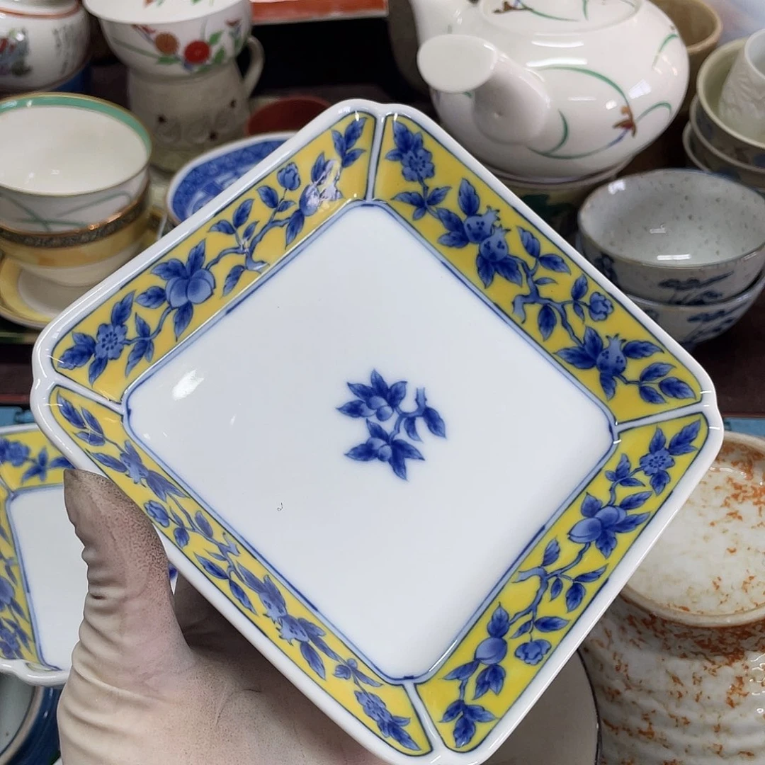 567888656678997777888