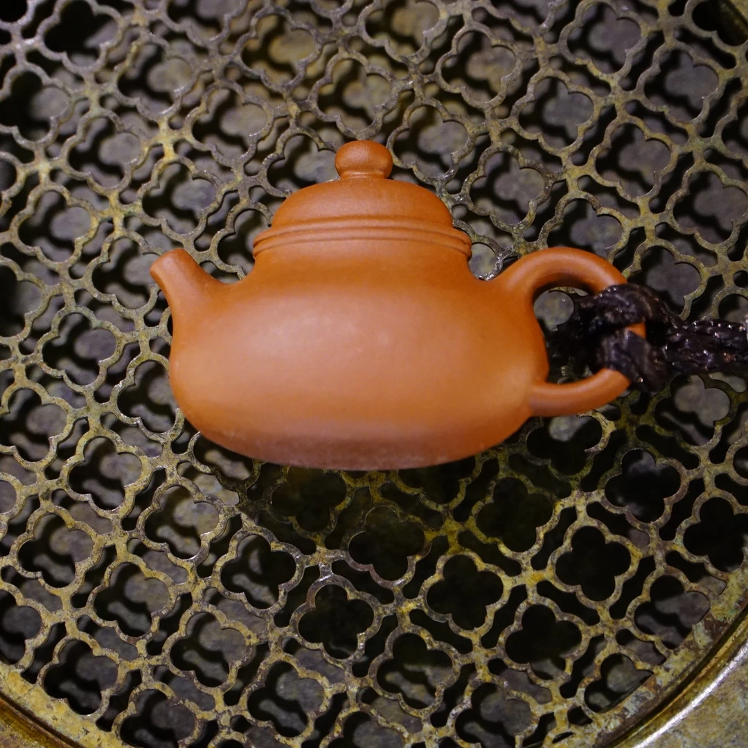 容天壶手把件配饰把玩朱泥清水泥壶装饰
