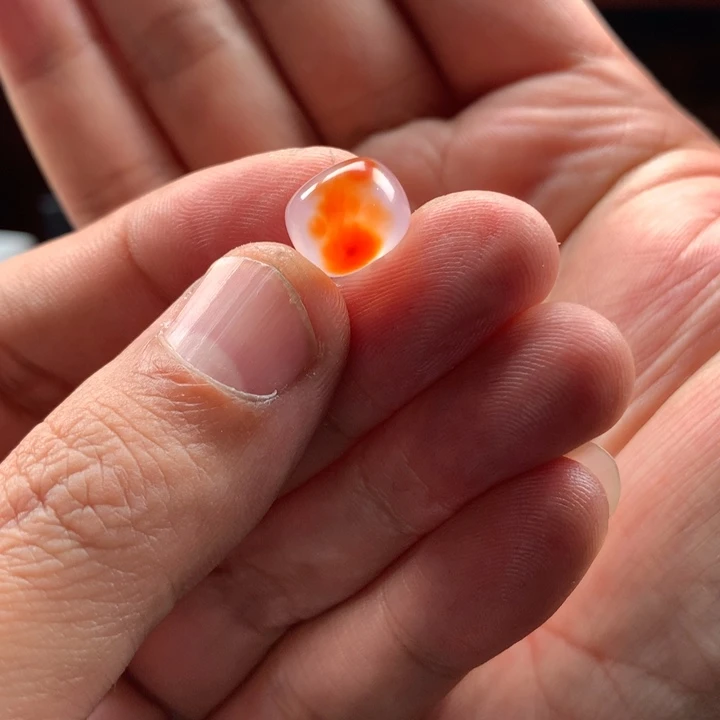 南红玛瑙手串未镶嵌牟*草