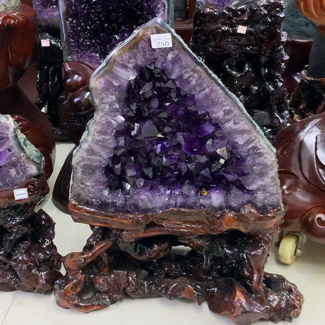 未镶嵌水晶大型摆件（非配饰）芳