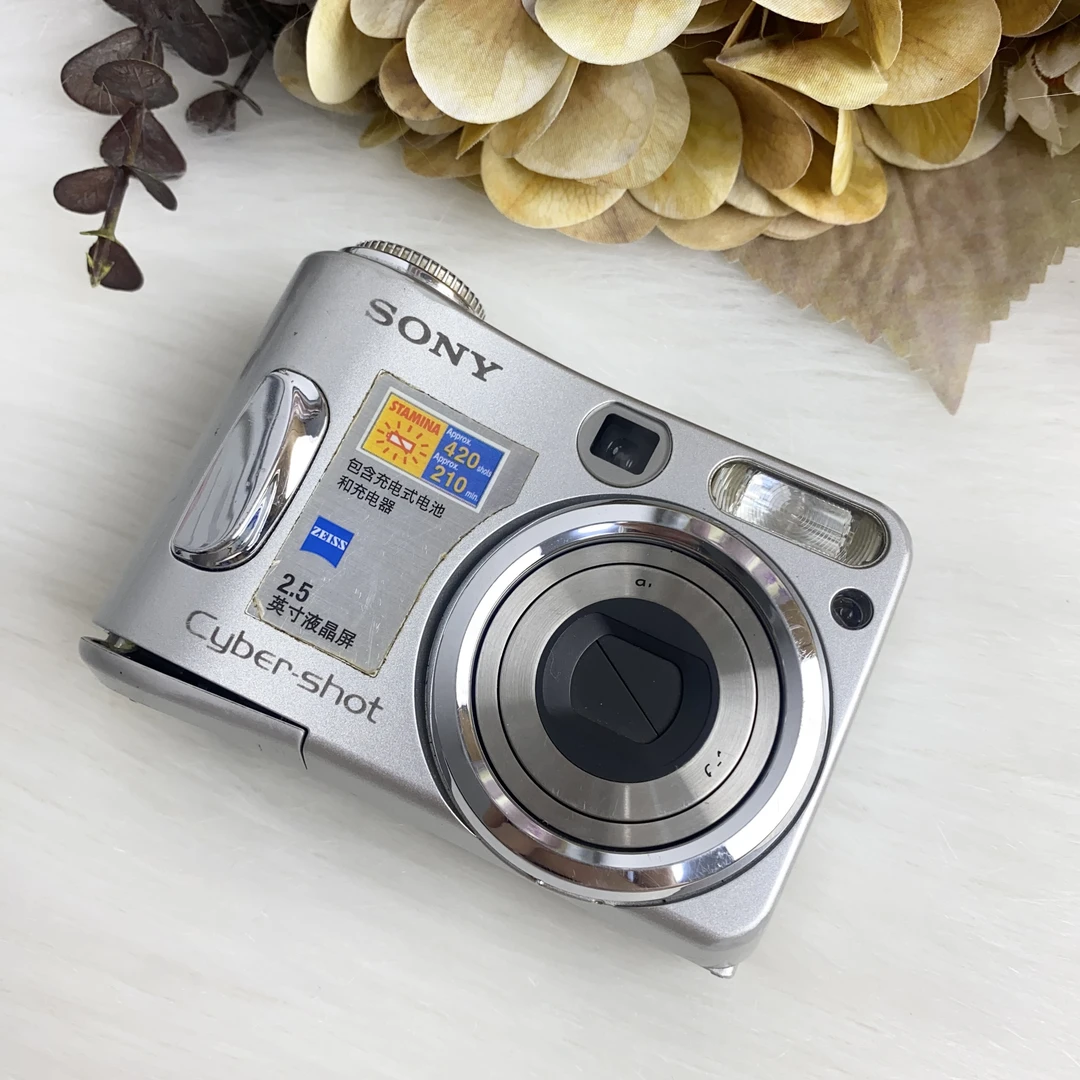 9新 Sony/索尼 s90 福利款 电池盖缝隙 不影响 5号电池自备