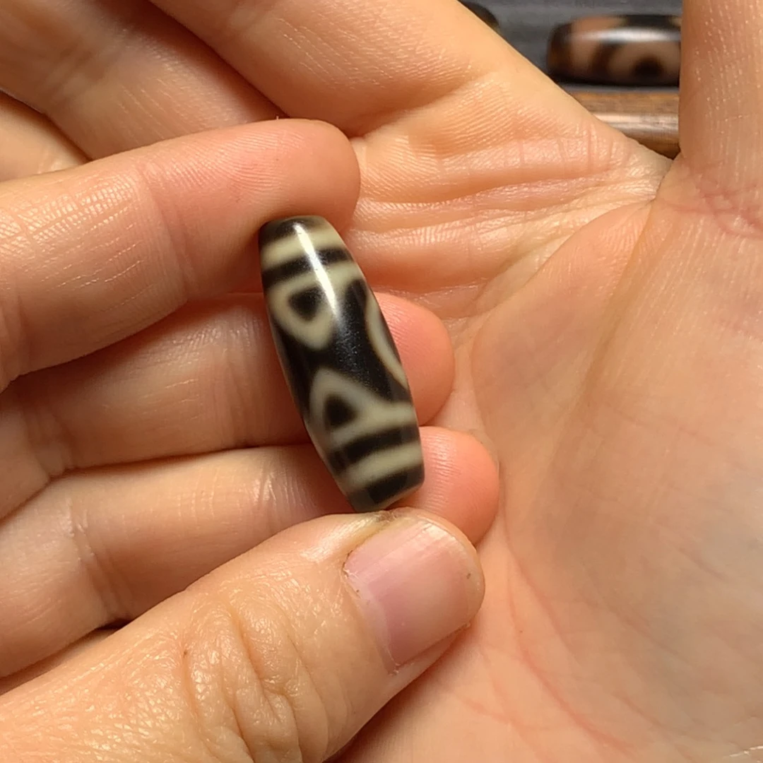 H***h玛瑙/玉髓未镶嵌吊坠(不含链)