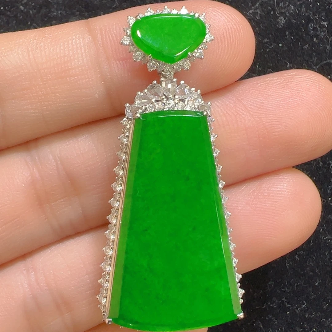 吊坠(不含链)18K金镶嵌翡翠