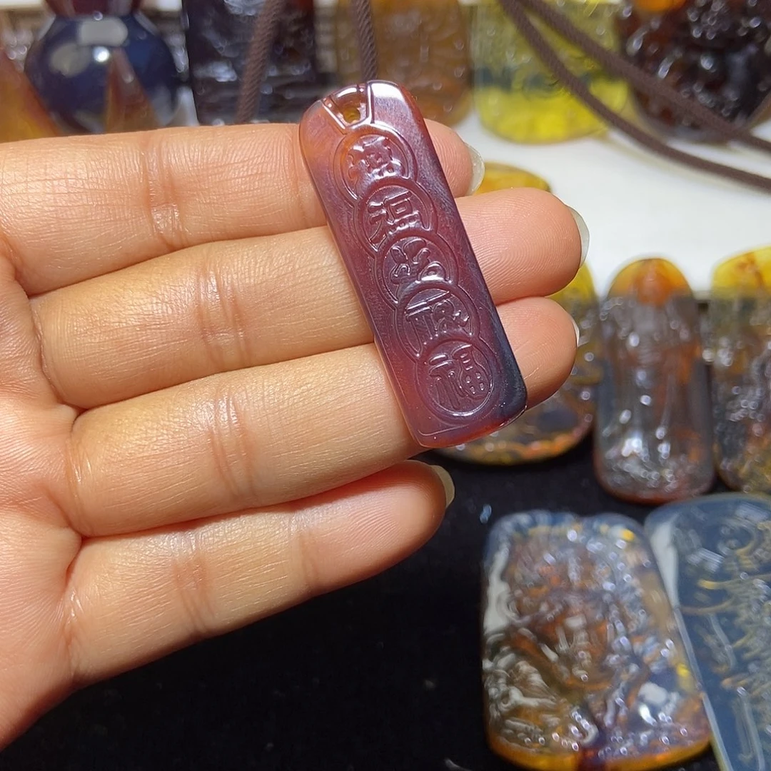 琥珀未镶嵌颈饰缅甸天然琥珀吊坠