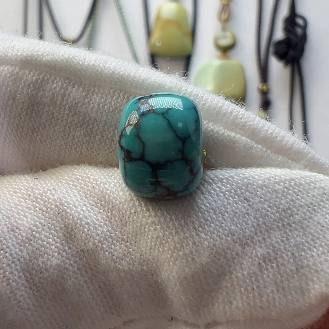 绿松石未镶嵌配饰直径10.3