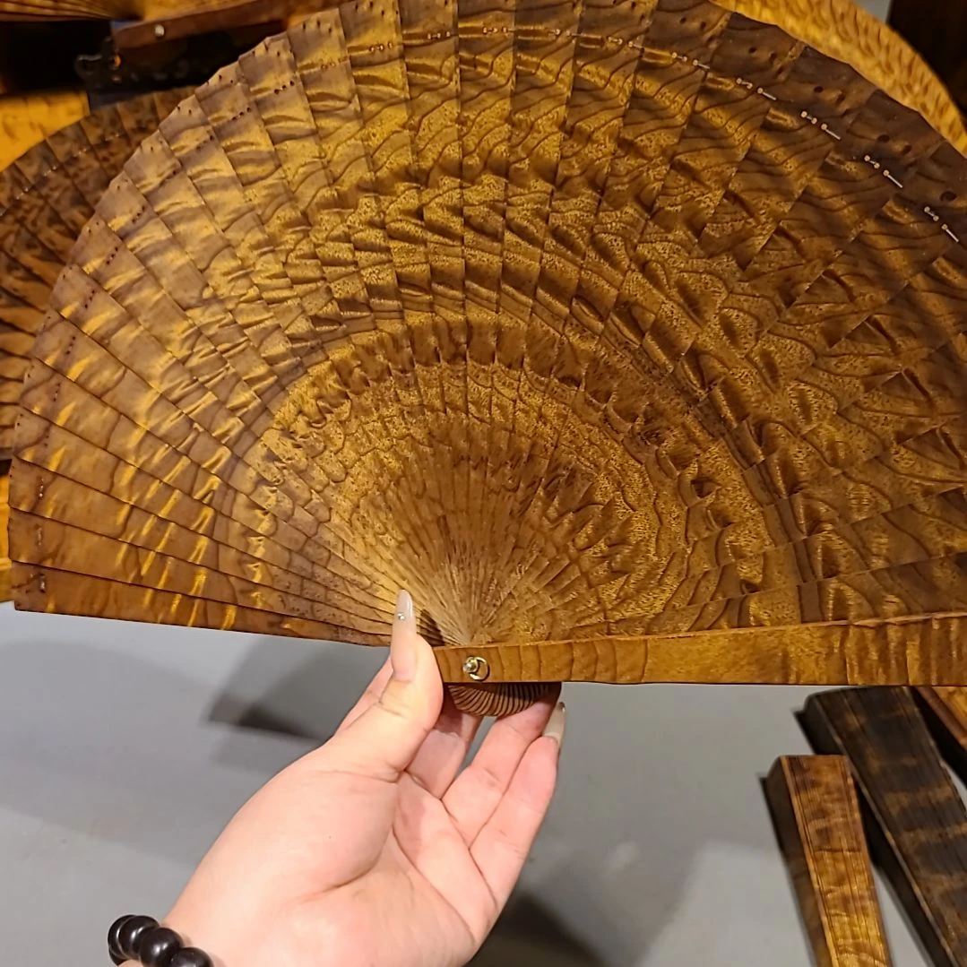 一***地扇子21小叶桢楠金丝楠木苏扇老料