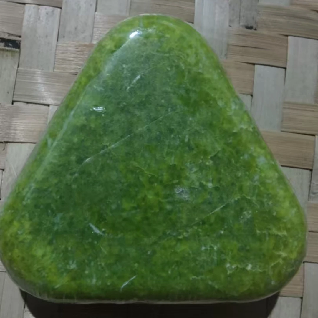 云南手工侧柏叶何首乌天然草本洗发皂养发护发