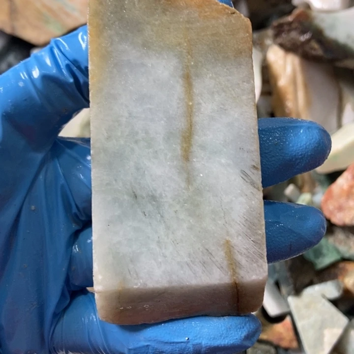 翡翠颈饰未镶嵌天然翡翠