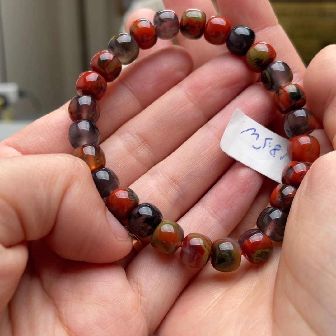 南红玛瑙未镶嵌珠宝奇石